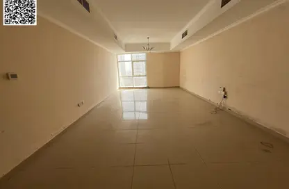 Apartment - 3 Bedrooms - 3 Bathrooms for rent in Al Rashidiya Towers - Al Rashidiya - Ajman Downtown - Ajman