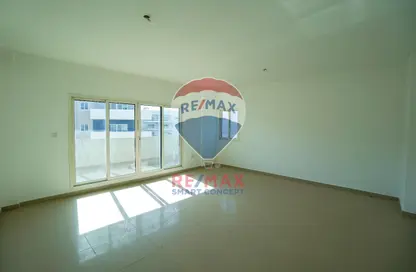 Apartment - 3 Bedrooms - 4 Bathrooms for sale in Tower 11 - Al Reef Downtown - Al Reef - Abu Dhabi
