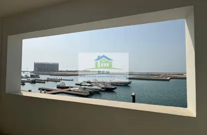 شقة - 2 غرف نوم - 3 حمامات للايجار في 11B البحيرة - لاجون - ميناء العرب - راس الخيمة - رأس الخيمة