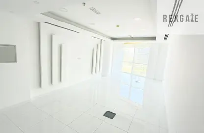 Office Space - Studio for rent in B2B Tower - Business Bay - Dubai