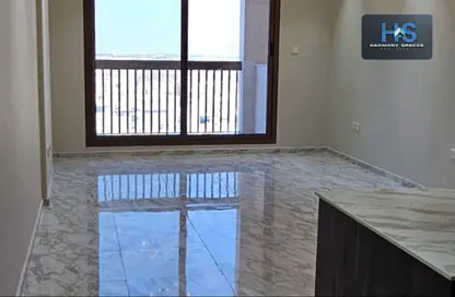 شقة - غرفة نوم - 2 حمامات للايجار في أفينيو ريزيدنس 4 - افينيو ريزدنس - الفرجان - دبي