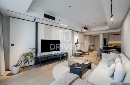 Living Room image for: Apartment - 3 Bedrooms - 4 Bathrooms for sale in Opera Grand - Burj Khalifa Area - Downtown Dubai - Dubai, Image 1