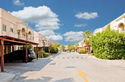 Villa - 5 Bedrooms - 4 Bathrooms for rent in Al Garhoud Villas - Al Garhoud - Dubai