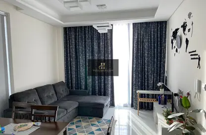 Living Room image for: Apartment - 1 Bedroom - 2 Bathrooms for rent in Samana Hills - Arjan - Dubai, Image 1