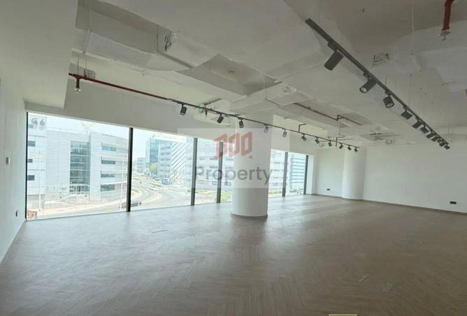 15031305 - Property Image 2