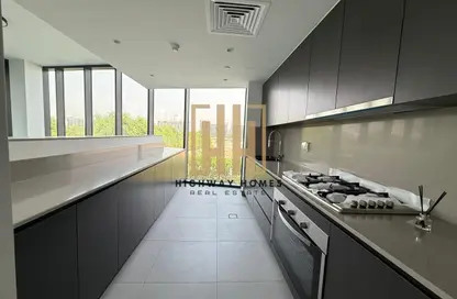 Apartment - 3 Bedrooms - 4 Bathrooms for rent in The Gate - Aljada - Sharjah