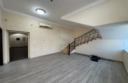 Villa - 6 Bedrooms - 7 Bathrooms for rent in Al Dafeinah - Asharej - Al Ain