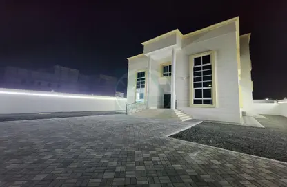 شقة - 1 حمام للايجار في مدينة الرياض - أبوظبي