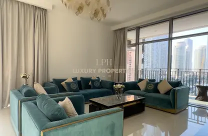 Apartment - 2 Bedrooms - 3 Bathrooms for rent in Boulevard Crescent Tower 1 - BLVD Crescent - Downtown Dubai - Dubai