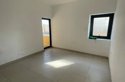 Apartment - 3 Bedrooms - 2 Bathrooms for rent in Ajman Corniche Residences - Ajman Corniche Road - Ajman