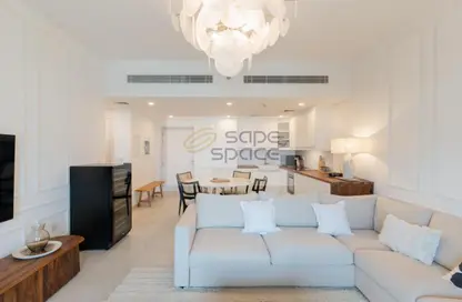 Apartment - 1 Bedroom - 2 Bathrooms for sale in Lamtara 2 - Madinat Jumeirah Living - Umm Suqeim - Dubai