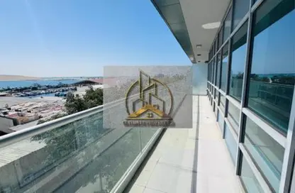 Apartment - 3 Bedrooms - 4 Bathrooms for rent in Al Marasy - Al Bateen - Abu Dhabi