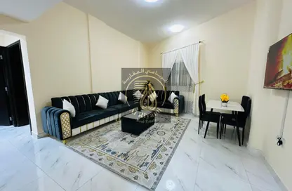 Apartment - 2 Bedrooms - 2 Bathrooms for rent in Corniche Tower - Ajman Corniche Road - Ajman