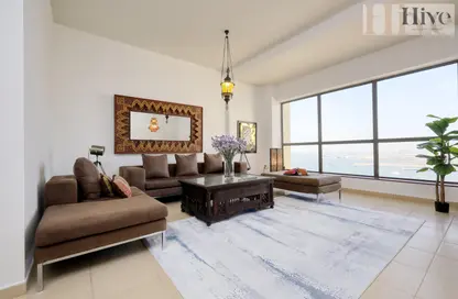 Living Room image for: Apartment - 3 Bedrooms - 2 Bathrooms for rent in Rimal 5 - Rimal - Jumeirah Beach Residence - Dubai, Image 1