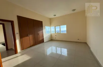 Apartment - 3 Bedrooms - 3 Bathrooms for rent in Lulu Building - Al Barsha 1 - Al Barsha - Dubai