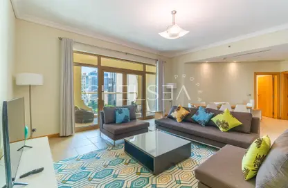 Apartment - 4 Bedrooms - 5 Bathrooms for rent in Al Das - Shoreline Apartments - Palm Jumeirah - Dubai