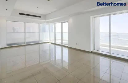 Empty Room image for: Apartment - 3 Bedrooms - 2 Bathrooms for rent in Emirates Crown - Dubai Marina - Dubai, Image 1