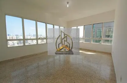 Apartment - 3 Bedrooms - 4 Bathrooms for rent in Airport Road - Abu Dhabi