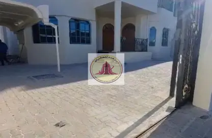 Villa - 4 Bedrooms - 5 Bathrooms for rent in Al Jazzat - Al Riqqa - Sharjah