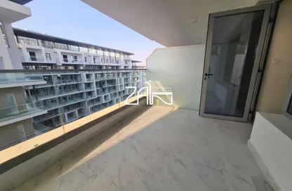 Apartment - 2 Bedrooms - 3 Bathrooms for sale in Oasis 1 - Oasis Residences - Masdar City - Abu Dhabi