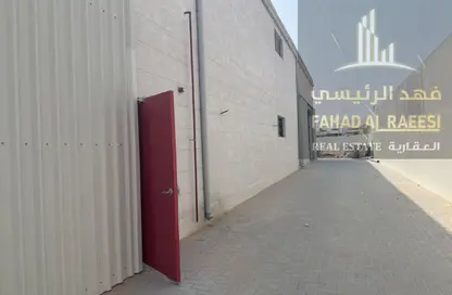 مستودع - استوديو - 1 حمام للايجار في أم الثعوب - أم القيوين