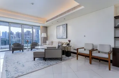 صورة لـ غرفة المعيشة النزل و الشقق الفندقية - 2 غرف نوم - 3 حمامات للايجار في فندق برج ليك - العنوان داون تاون - دبي وسط المدينة - دبي ، صورة رقم 1