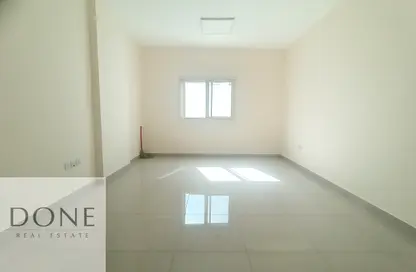 شقة - غرفة نوم - 1 حمام للايجار في بناية الحور - تجارية مويلح - الشارقة