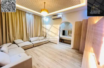 Villa - 5 Bedrooms - 7 Bathrooms for sale in Al Yasmeen 1 - Al Yasmeen - Ajman