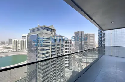 شقة - 2 غرف نوم - 2 حمامات للايجار في الأمل تاور - مدينة دبي الرياضية - دبي