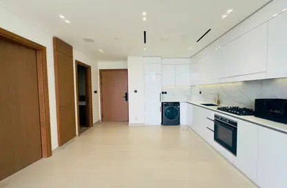 Apartment - 1 Bedroom - 2 Bathrooms for rent in Binghatti Azure - Jumeirah Village Circle - Dubai