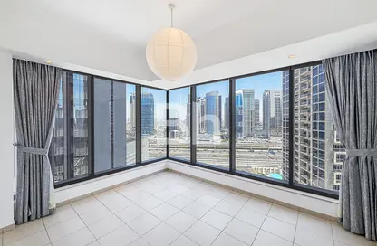 Apartment - 1 Bedroom - 2 Bathrooms for rent in Silverene Tower B - Silverene - Dubai Marina - Dubai