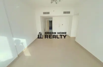 Apartment - 1 Bedroom - 2 Bathrooms for rent in Zakhir Tower 3 - Zakhir Towers - Al Taawun - Sharjah