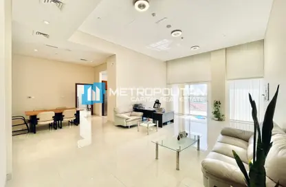 Office Space - Studio - 3 Bathrooms for rent in Al Qurm View - Shams Abu Dhabi - Al Reem Island - Abu Dhabi