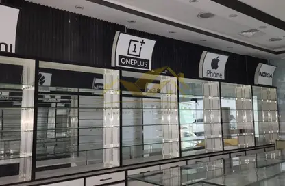Shop - Studio for rent in Jumeirah Garden City - Al Satwa - Dubai