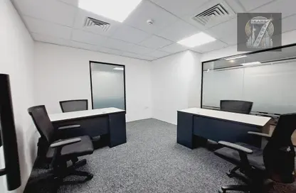 Business Centre - Studio - 4 Bathrooms for rent in Al Mussalla - Al Souk Al Kabeer - Bur Dubai - Dubai