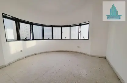 Apartment - 3 Bedrooms - 3 Bathrooms for rent in Al Zahiyah - Abu Dhabi