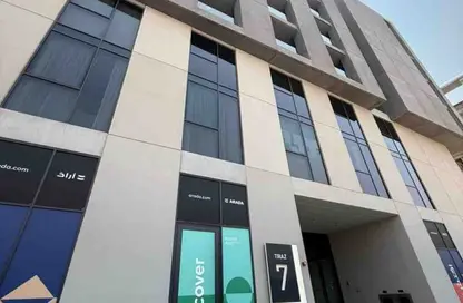 شقة - غرفة نوم - 2 حمامات للبيع في الطراز - حي نسيج - الجادة - الشارقة