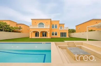 Villa - 5 Bedrooms - 6 Bathrooms for rent in Legacy - Jumeirah Park - Dubai