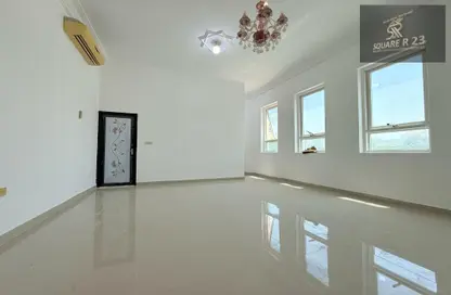 شقة - 1 حمام للايجار في مركز محمد بن زايد - مدينة محمد بن زايد - أبوظبي