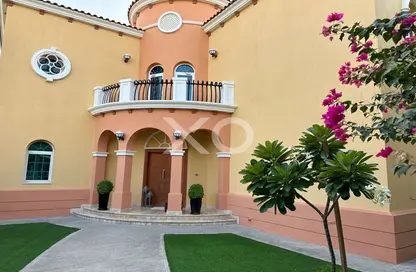 Villa - 5 Bedrooms - 6 Bathrooms for rent in Legacy - Jumeirah Park - Dubai