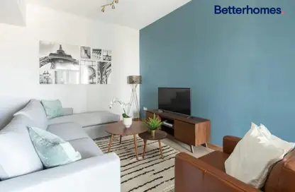 Living Room image for: Apartment - 1 Bedroom - 2 Bathrooms for sale in Sulafa Tower - Dubai Marina - Dubai, Image 1
