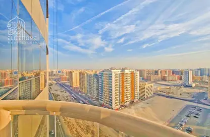 شقة - 2 غرف نوم - 3 حمامات للايجار في برج صحارى 3 - مجمع صحارى - النهدة - الشارقة شقة - 2 غرف نوم - 3 حمامات للايجار في برج صحارى 3 - مجمع صحارى - النهدة - الشارقة