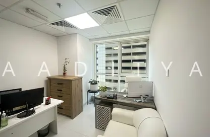 Office Space - Studio - 1 Bathroom for rent in Aspin Tower - Sheikh Zayed Road - Dubai