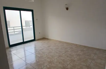 شقة - 2 غرف نوم - 2 حمامات للايجار في المجاز 3 - المجاز - الشارقة