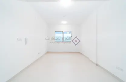 Apartment - 2 Bedrooms - 3 Bathrooms for rent in Al Muteena - Deira - Dubai