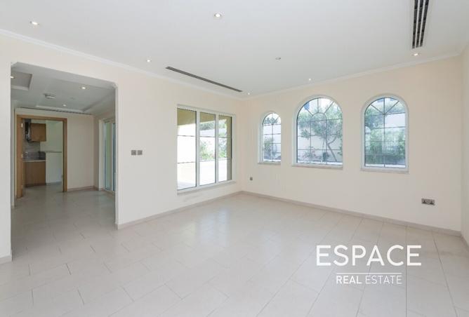 15868000 - صورة العقار 3