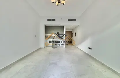 Apartment - Studio - 1 Bathroom for rent in Sama Al Jaddaf - Al Jaddaf - Dubai