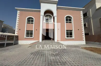 Villa - 7 Bedrooms - 7+ Bathrooms for rent in Khalifa City A - Khalifa City - Abu Dhabi