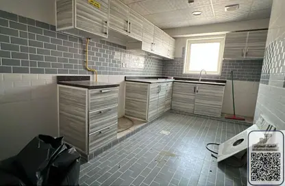 Apartment - 3 Bedrooms - 3 Bathrooms for rent in Al Jurf 2 - Al Jurf - Ajman Downtown - Ajman