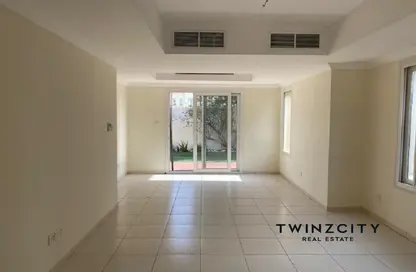 Villa - 3 Bedrooms - 2 Bathrooms for rent in Springs 4 - The Springs - Dubai